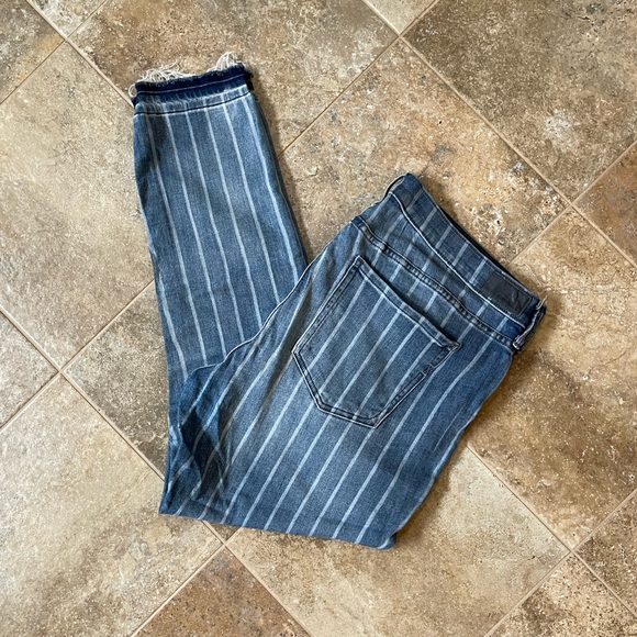 Pin stripe jeans - Picture 1 of 4